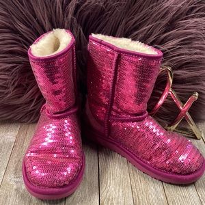❤️Kids uGG Sparkle Low Hot Pink Boots❤️
